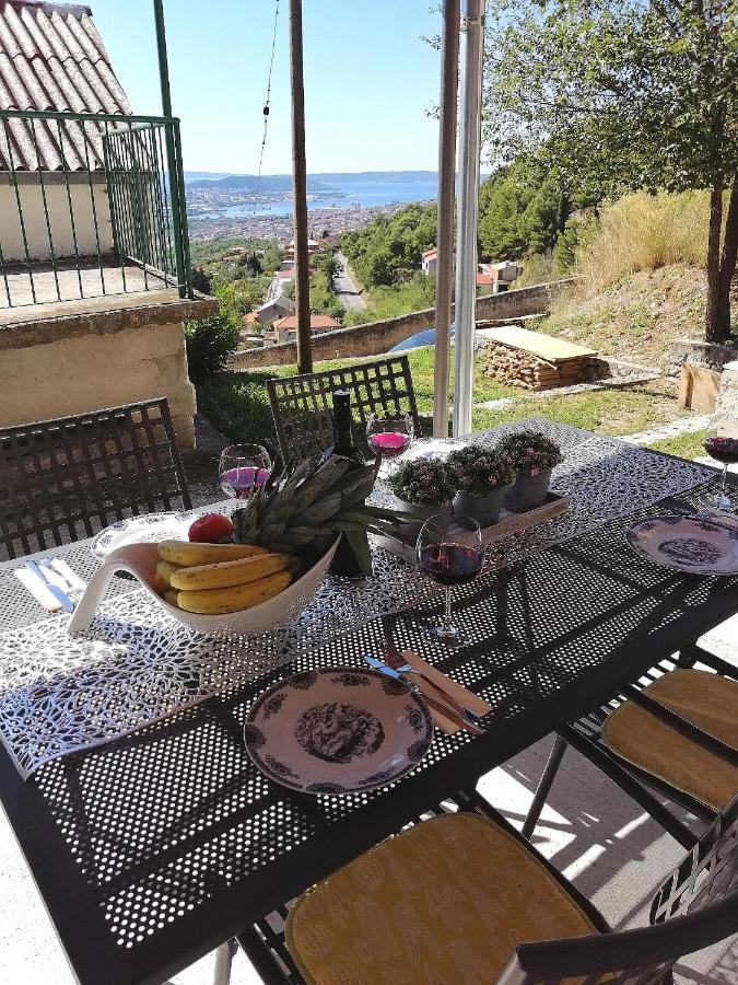 Holiday Home Miklica Klis Bagian luar foto