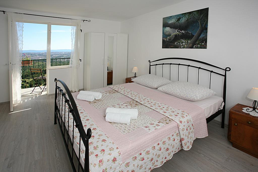 Holiday Home Miklica Klis Bagian luar foto