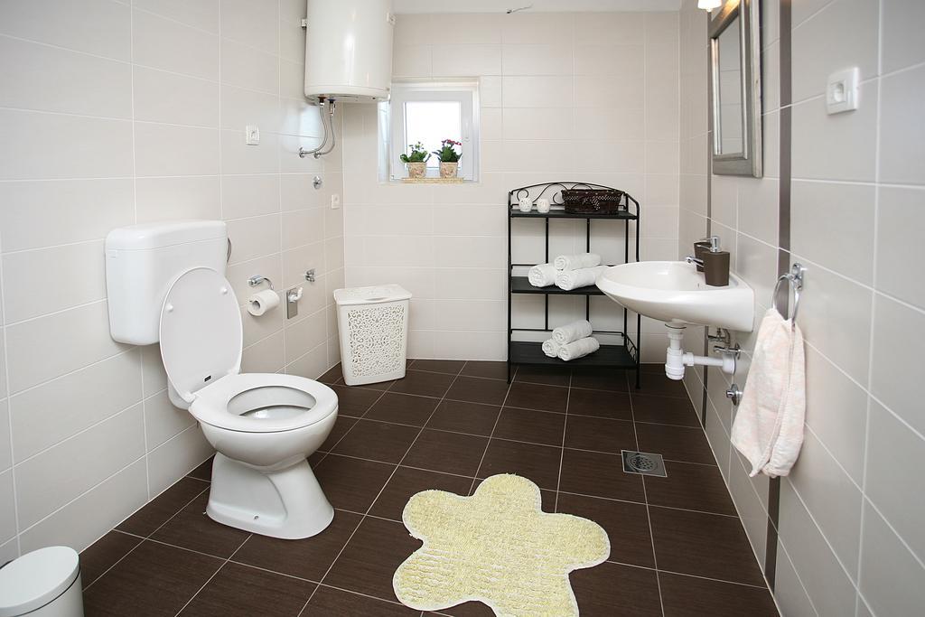 Holiday Home Miklica Klis Bagian luar foto
