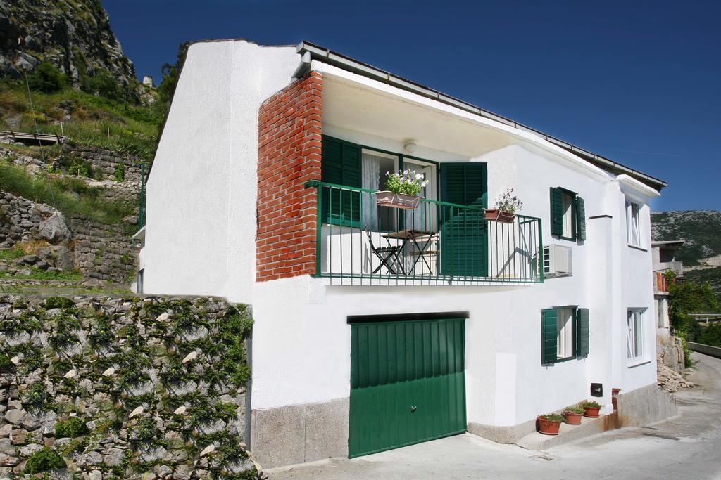 Holiday Home Miklica Klis Bagian luar foto