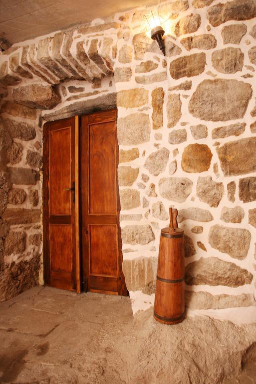 Holiday Home Miklica Klis Bagian luar foto